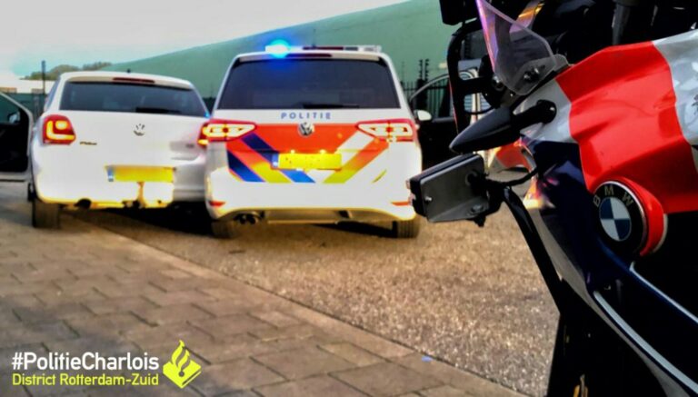 Beschonken bestuurder rijdt weg nadat hij rijbewijs inlevert bij alcoholcontrole