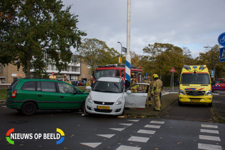 Automobiliste gewond na flinke aanrijding in Rijswijk