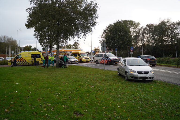 Wederom ongeval op rotonde Burgemeester van Dijklaan Capelle aan den IJssel