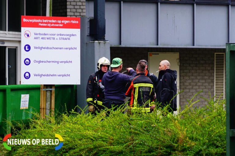 Veel rook uit leegstaand kantoorpand Antwerpseweg Gouda