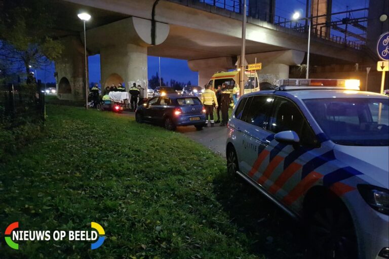 Brommerrijder gewond na botsing met fietser Nieuwe Gouwe O.Z Gouda