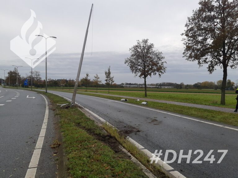 Brokkenpiloot crasht in Lisse met slok op achter het stuur