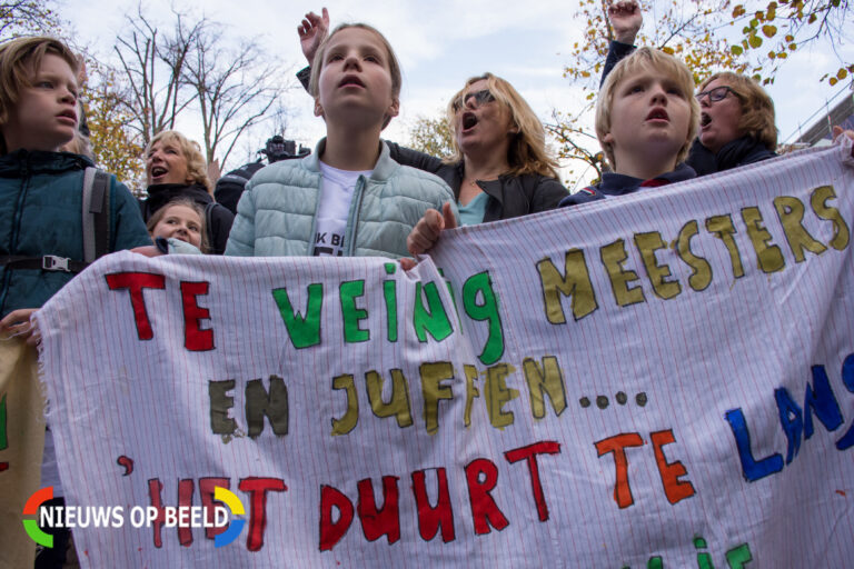 Landelijke lerarenstaking; demonstratie in Den Haag en Protestmars in Rotterdam