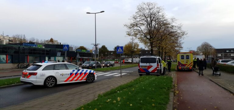 Zwaargewonde na aanrijding op oversteekplaats Zevenkampse Ring Rotterdam