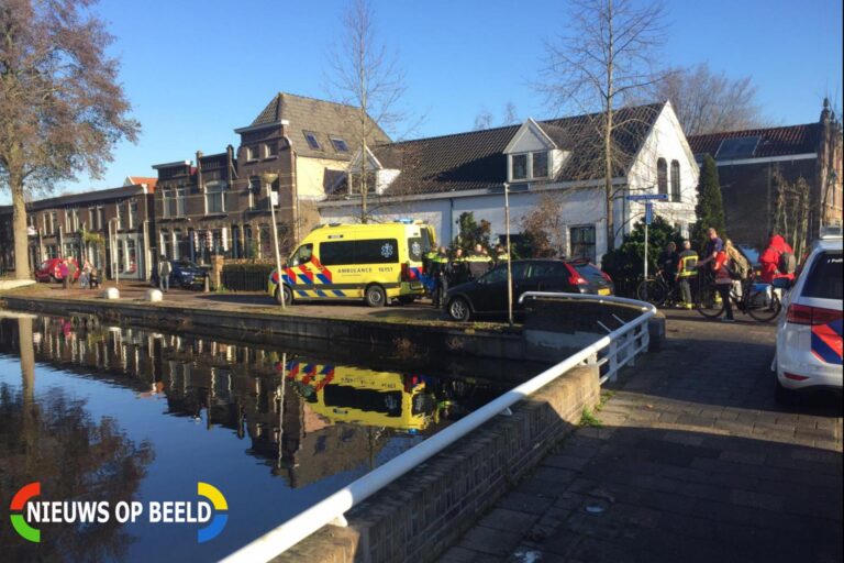 Persoon te water geraakt in Karnemelksloot Zuidelijke Steijnkade Gouda