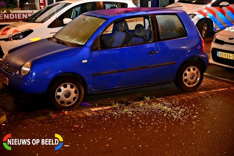 Voetganger geschept door auto, slachtoffer zwaargewond Strevelsweg – S125 Rotterdam