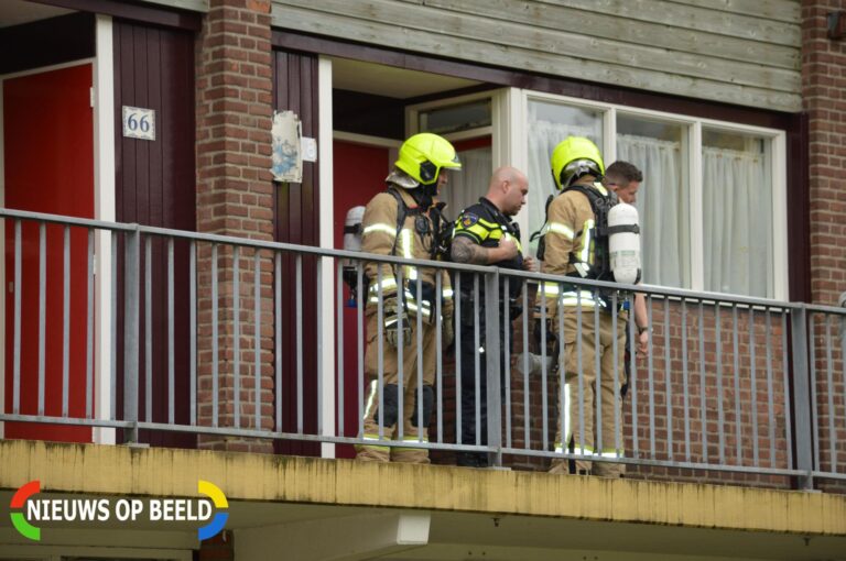 Brand in woning van flat Zwaardleliestraat Rotterdam