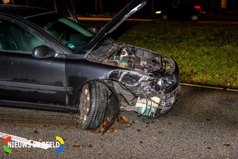 Flinke schade na botsing met lantarenpaal Groene Kruisweg – S102 Rotterdam