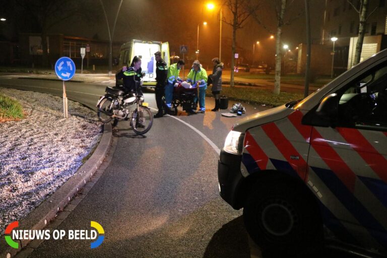 Brommerrijder komt ten val en raakt gewond Nieuwe Tiendweg Krimpen aan den IJssel