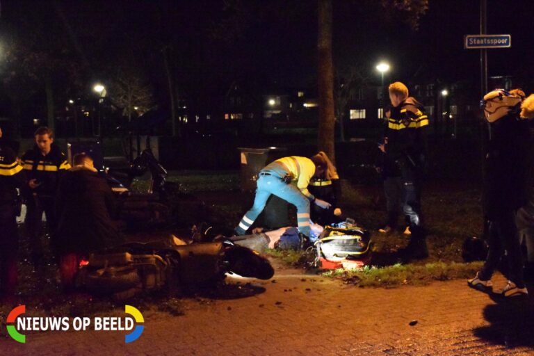 Botsing tussen twee bezorgscooters Staatsspoor Houten