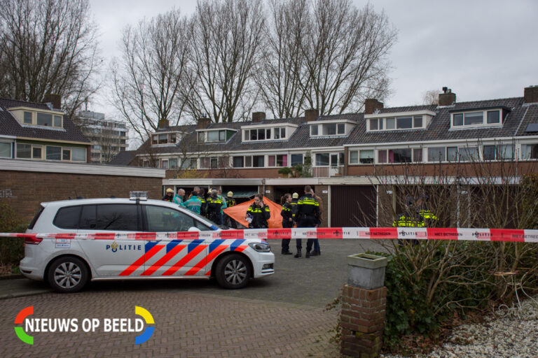 Man (82) overlijdt bij brand in Voorschotense garagebox