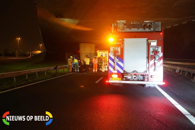 Snelweg afgesloten na eenzijdig ongeval A16 Rotterdam