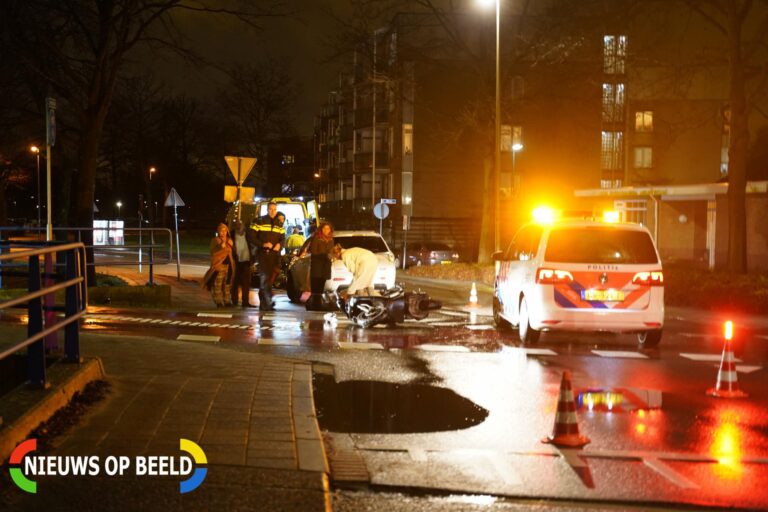 Brommerrijder gewond na aanrijding Juweellaan Zoetermeer