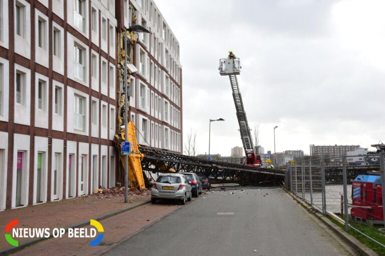 Heimachine valt op woningen Rotterdam; wonder boven wonder geen gewonden