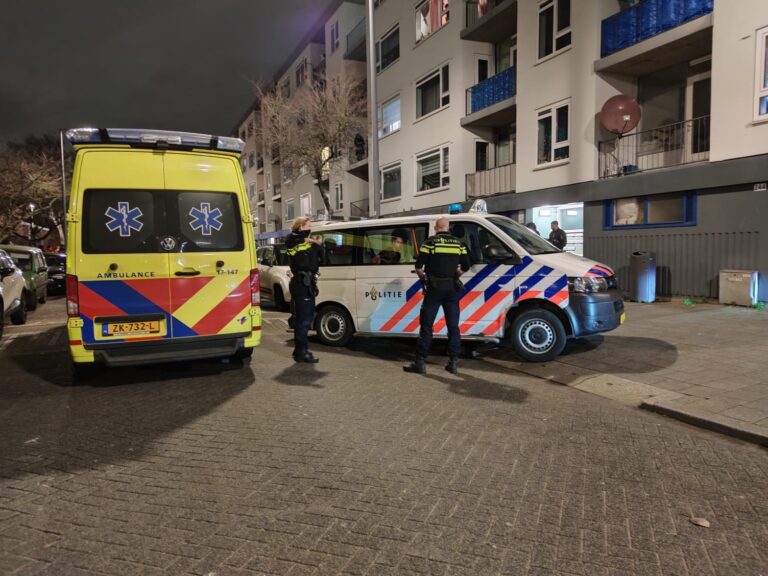 Ruzie in woning doet hulpdiensten groots uitrukken Homerusstraat Rotterdam