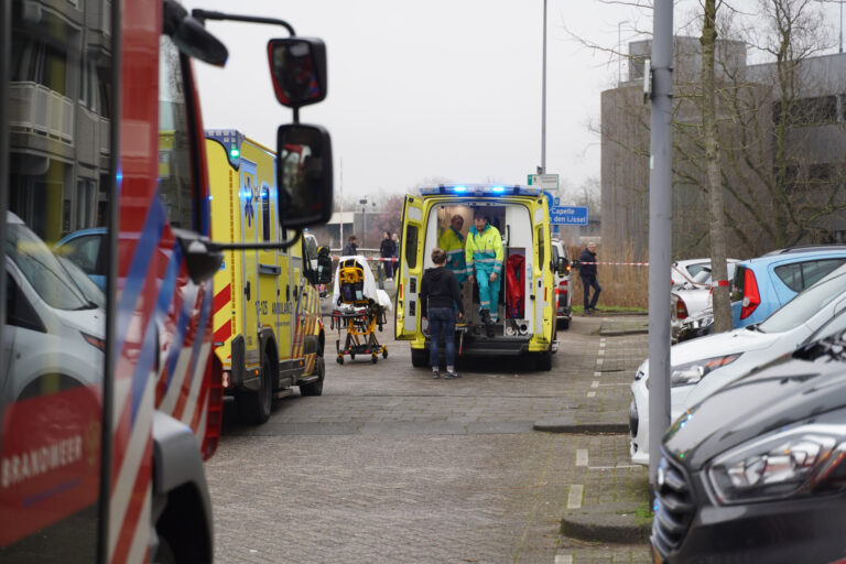 Meerdere gewonden bij woningbrand Duisburghof Rotterdam