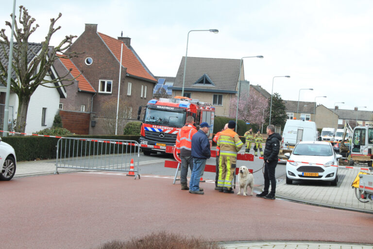 Straat afgesloten door lek in gasleiding Emmastraat Eijsden