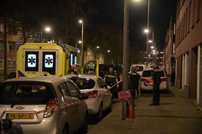 Persoon verwond met machete in woning Carnisselaan Rotterdam