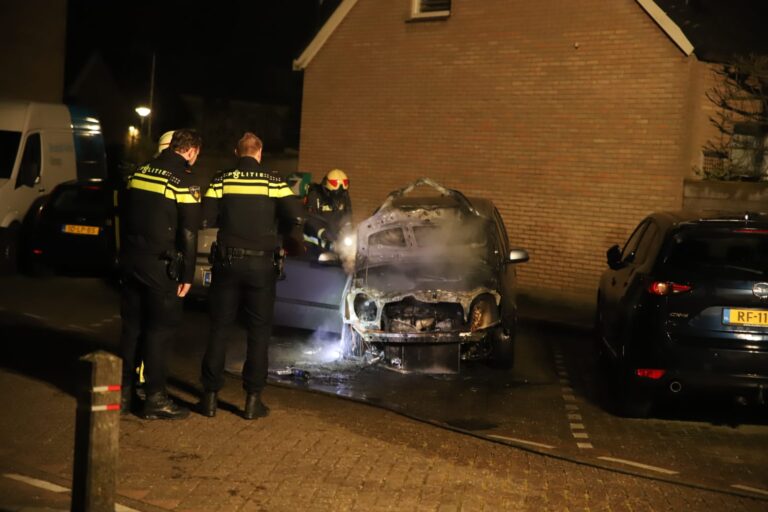 Ondanks aanhouding toch weer autobrand in Waddinxveen