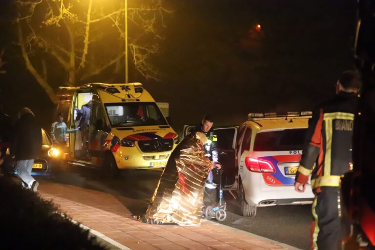 Gewonde na brand in kamer van zorginstelling Fluwelensingel Gouda