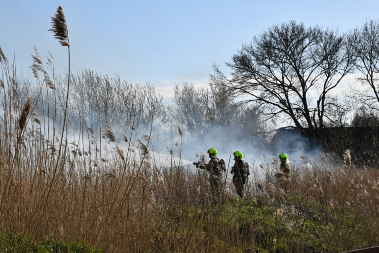 Buitenbrand op Industrieterrein Kickersbloem Christiaan Huygensweg Hellevoetsluis