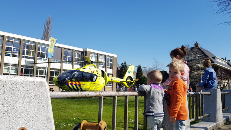 Traumahelikopter landt voor incident in bovenwoning Willem en Marialaan Gouda