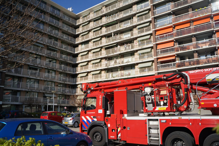 Persoon overleden bij woningbrand aan Kerklaan in Capelle aan den IJssel