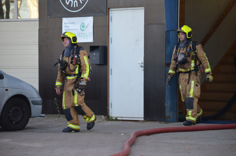 Brandje in opslagloods Rotterdamseweg Delft