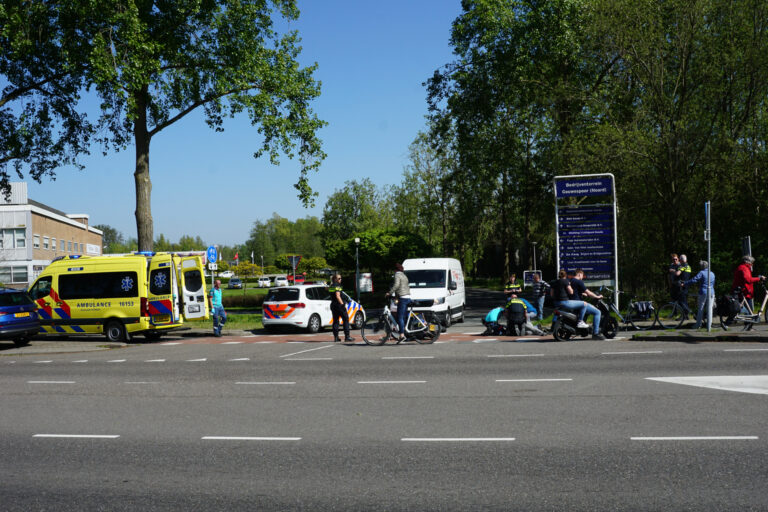 Scooterrijder gewond na ongeval Nieuwe Gouwe O.Z Gouda