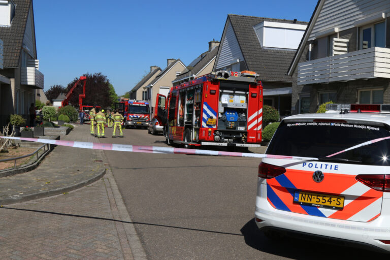 Forse brand op zolder van woning Kompelstraat Geleen