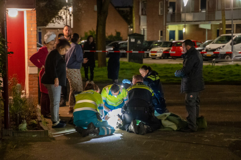 Zwaargewonde na steekpartij Kopenhagenstraat Rotterdam