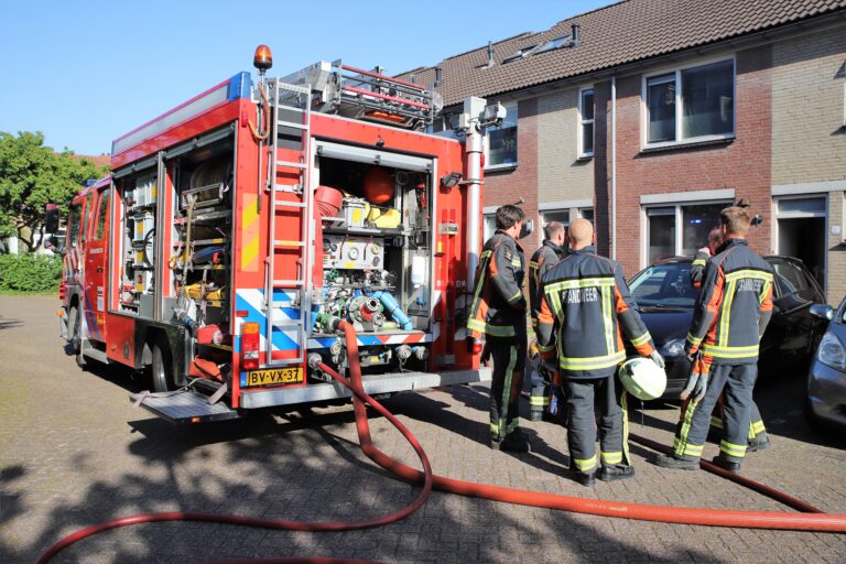 Wasmachine veroorzaakt kleine woningbrand aan Jantjeserf in Gouda