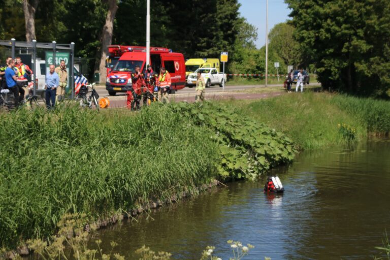 Zoekactie na vondst van onbeheerde scooter Hekelingseweg Hekelingen