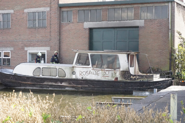 Forse brand in boot Onder de Boompjes Gouda