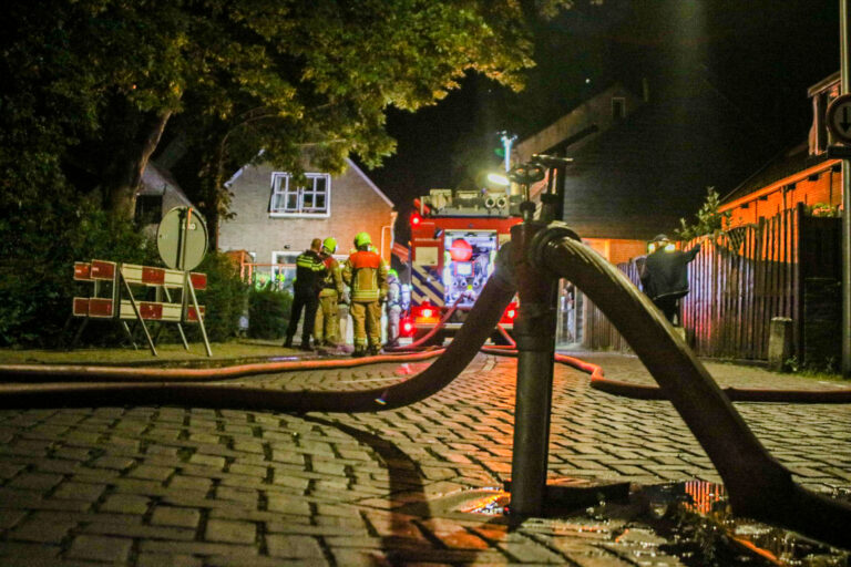 Persoon springt uit raam bij woningbrand Hoofd Zuidland