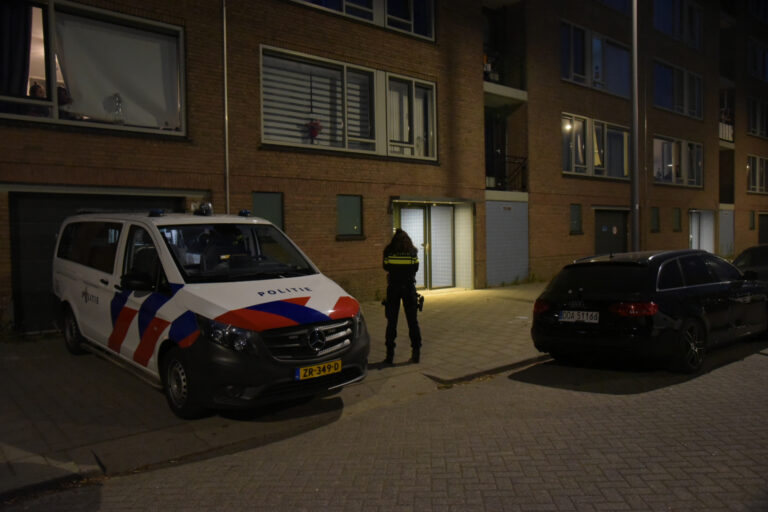 Politie onderzoekt melding schietpartij Cervantesstraat Rotterdam