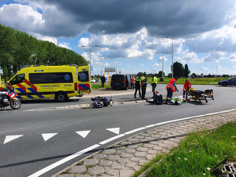 Motorrijder gewond na ongeval met taxibus Kanaaldijk – N207 Gouda