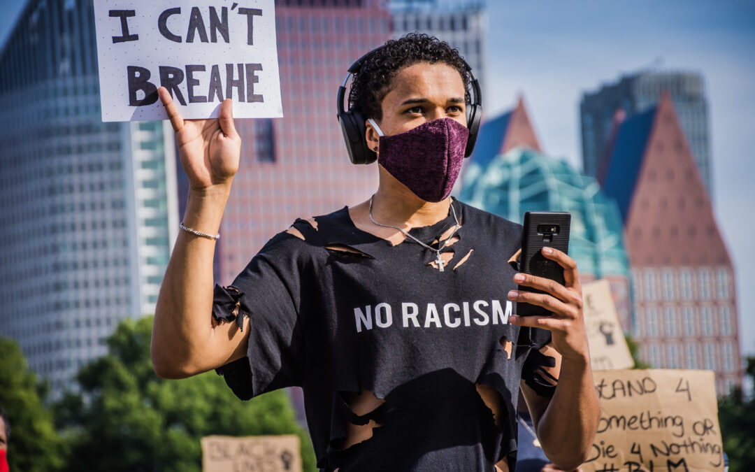 Anti-racismedemonstratie in Rotterdam vroegtijdig beëindigd door grote drukte