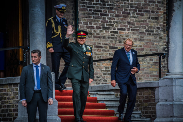 Veteranendag gevierd met bescheiden bijeenkomst in de Ridderzaal