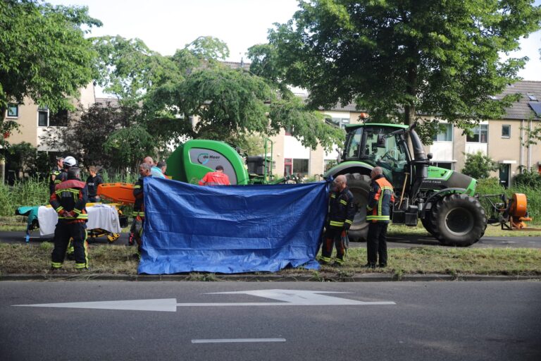 Fietser gewond na aanrijding met tractor in Gouda