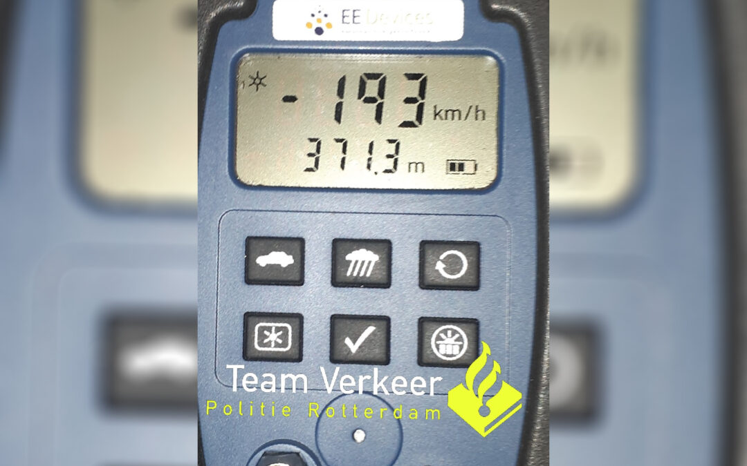 Automobilist onder invloed rijdt 93 km/u te hard op A15 bij Rotterdam