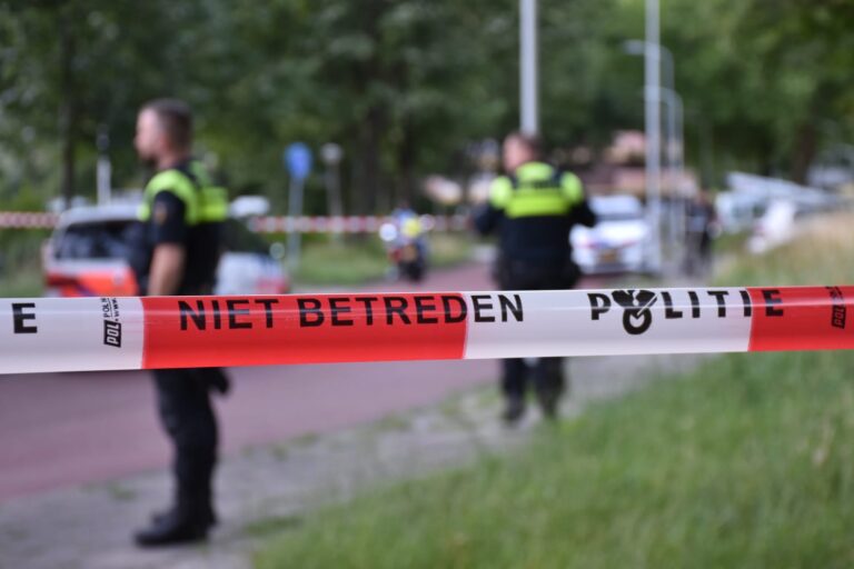 17-jarige jongen gewond na mishandeling met mogelijk schietincident aan Fonteinbos in Zoetermeer