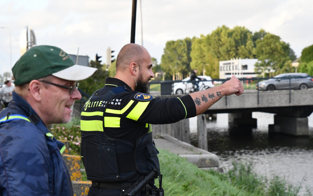 Hulpdiensten opgeroepen voor twee zwemmers De Sprong Hellevoetsluis