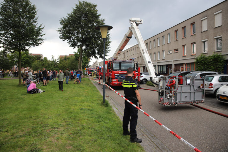 Flinke brand bij woning Hazerswoudestraat Zoetermeer