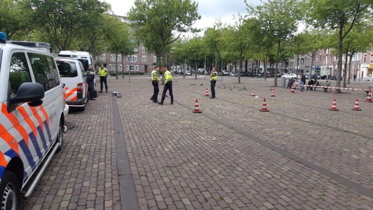 Rotterdamse politie voert controles uit op verzoek van buurtbewoners