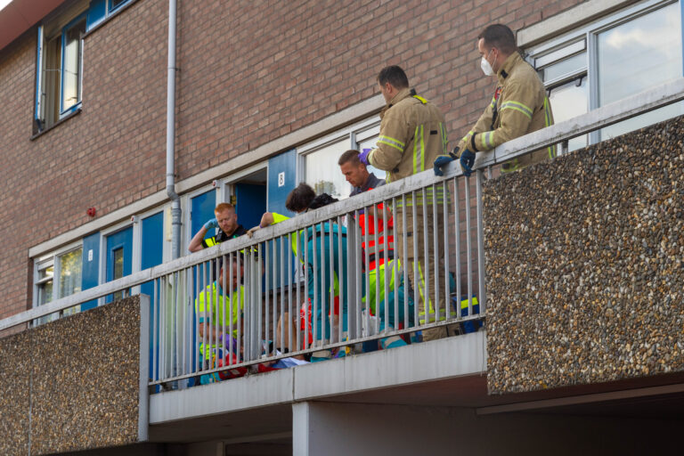 Buurman steekt man neer na ruzie over geluidsoverlast Genuahof Rotterdam