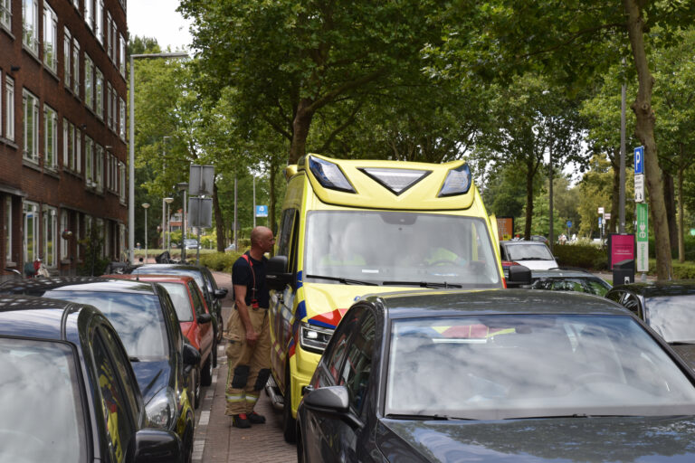 Twee dames nagekeken na magnetronbrand Gordelweg Rotterdam