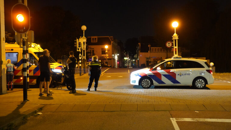 Scooterrijder onderuit na uitwijkmanoeuvre Fluwelensingel Gouda