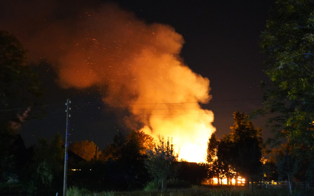 Grote schuurbrand vol met hooi Kerkweg Reeuwijk