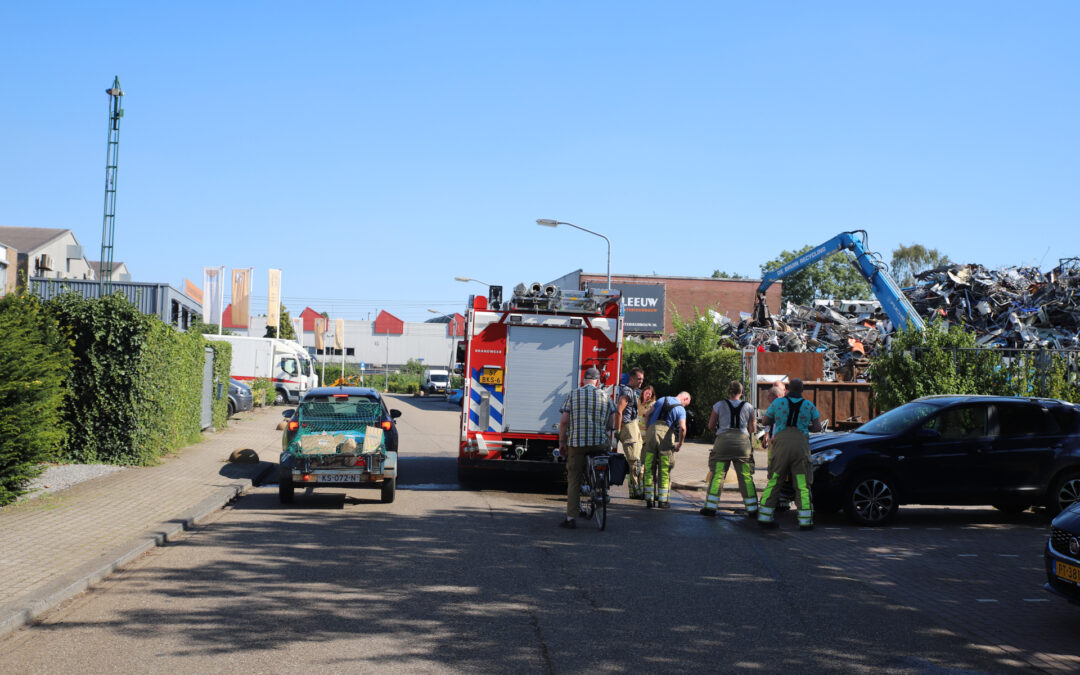 Brand bij schroothandel De Bruin Recycling Ampereweg Woerden